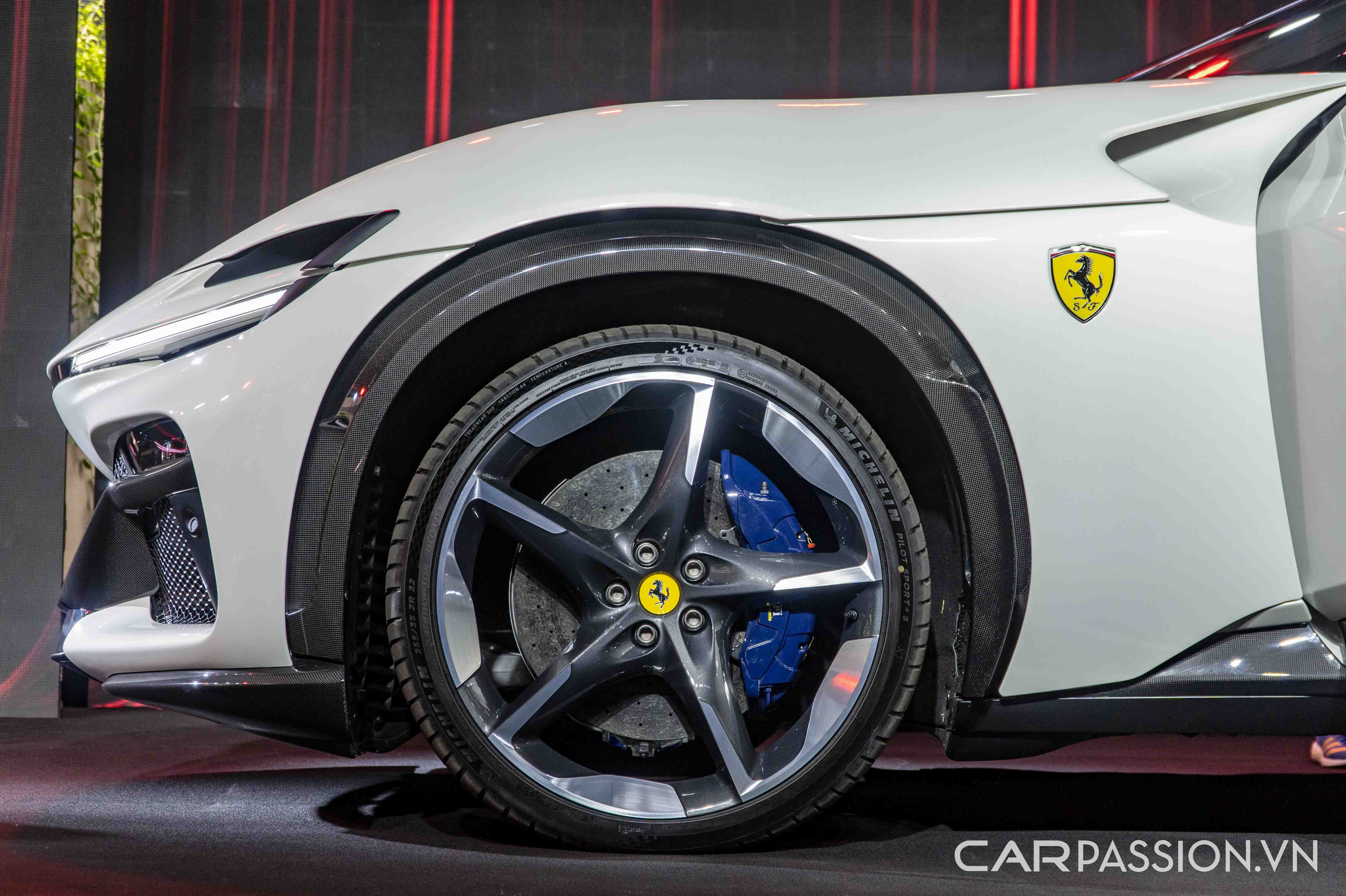 ferrari-purosangue-anh--13.jpg