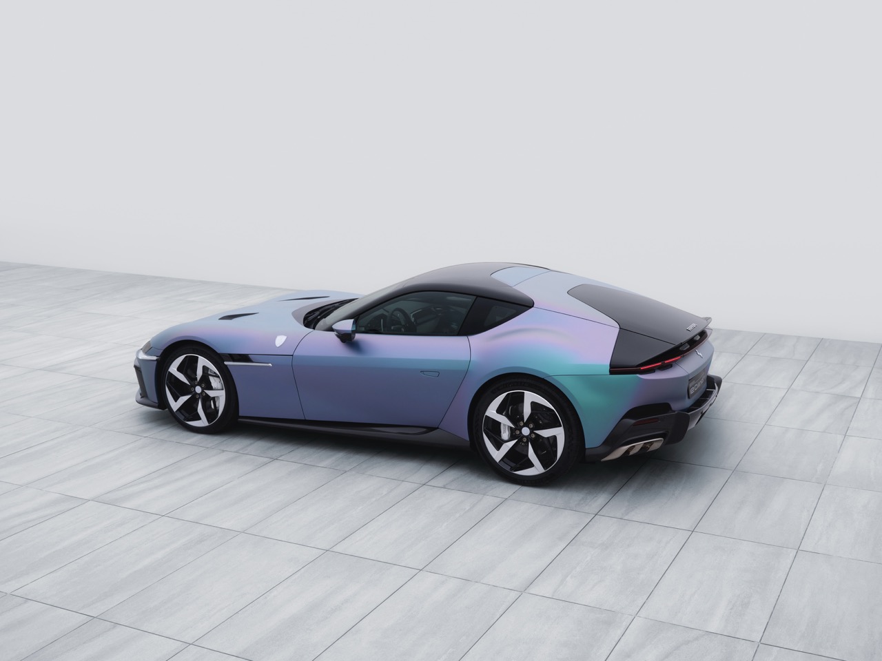 Ferrari ra mắt Tailor Made 12Cilindri-anh-6.jpeg