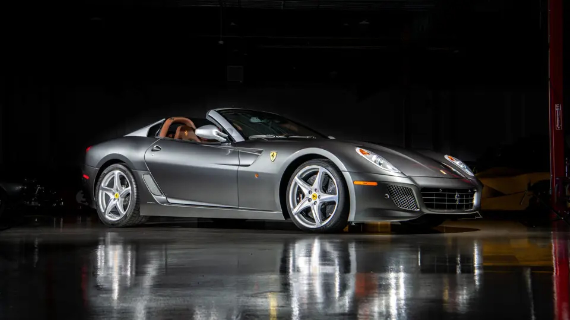 Ferrari SA Aperta-anh- (7).jpeg