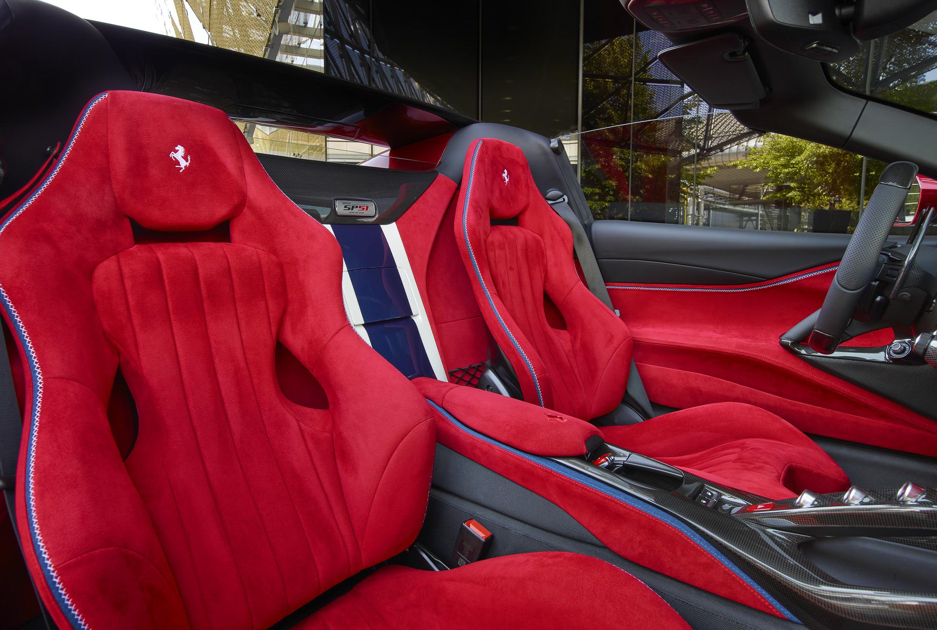 Ferrari SP51 (13).JPG