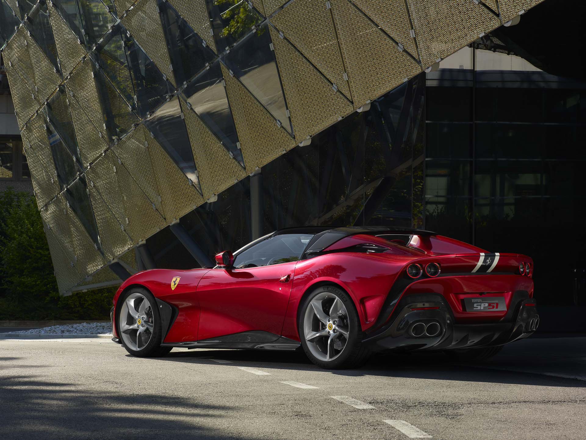 Ferrari SP51 (3).JPG