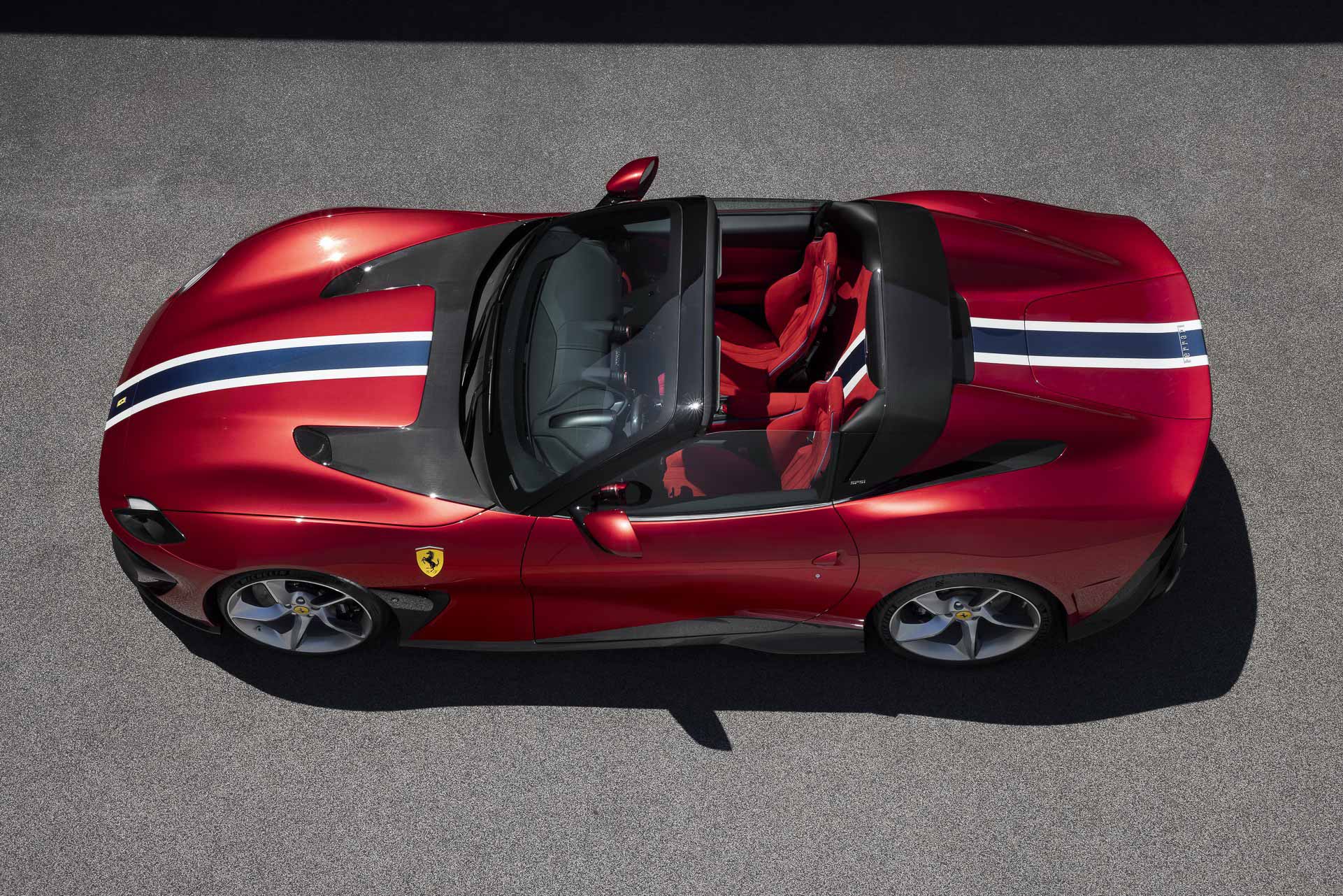 Ferrari SP51 (8).JPG