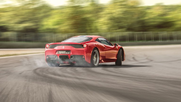 Ferrari SSC (2).jpg