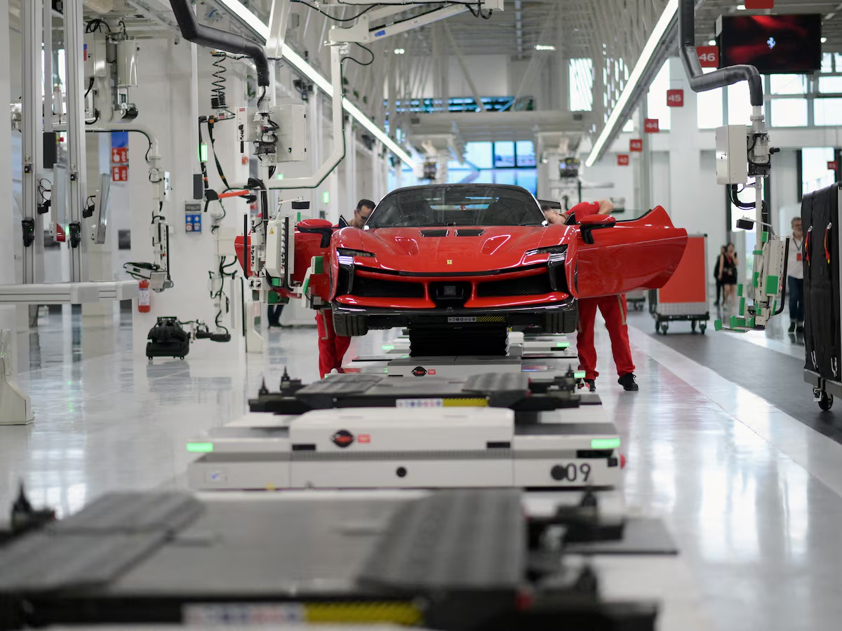 Ferrari xe điện thứ hai anh 1.jpg