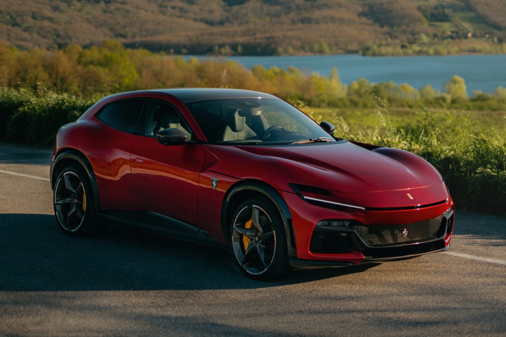 Ferrari_Purosangue_Handling_Speciale_4 (Large).jpeg