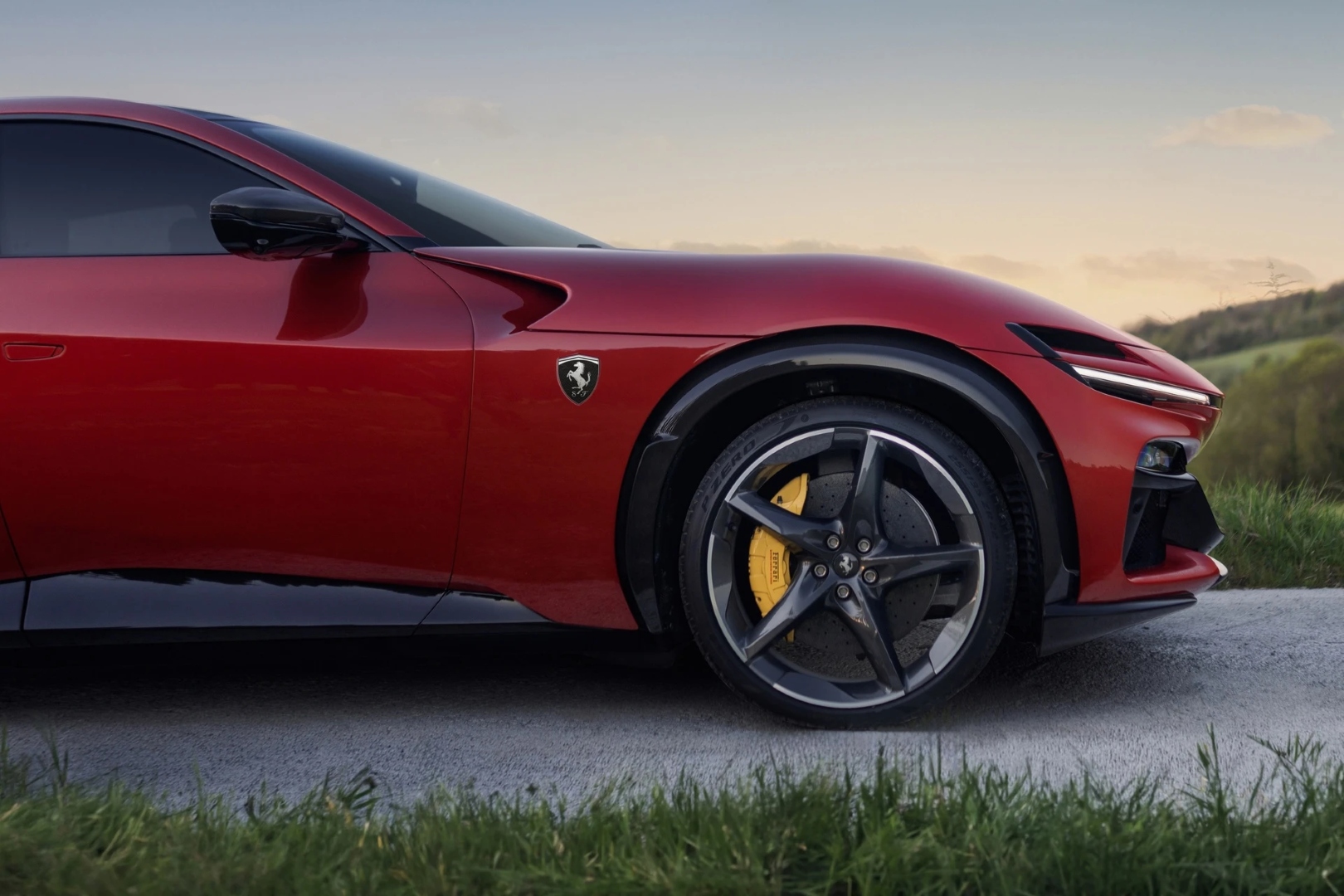 Ferrari_Purosangue_Handling_Speciale_8 (Large).jpeg