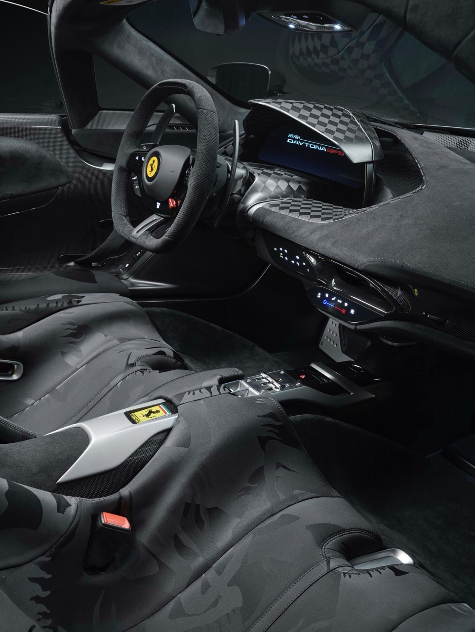 Ferrari_SP3_anh_10.jpeg