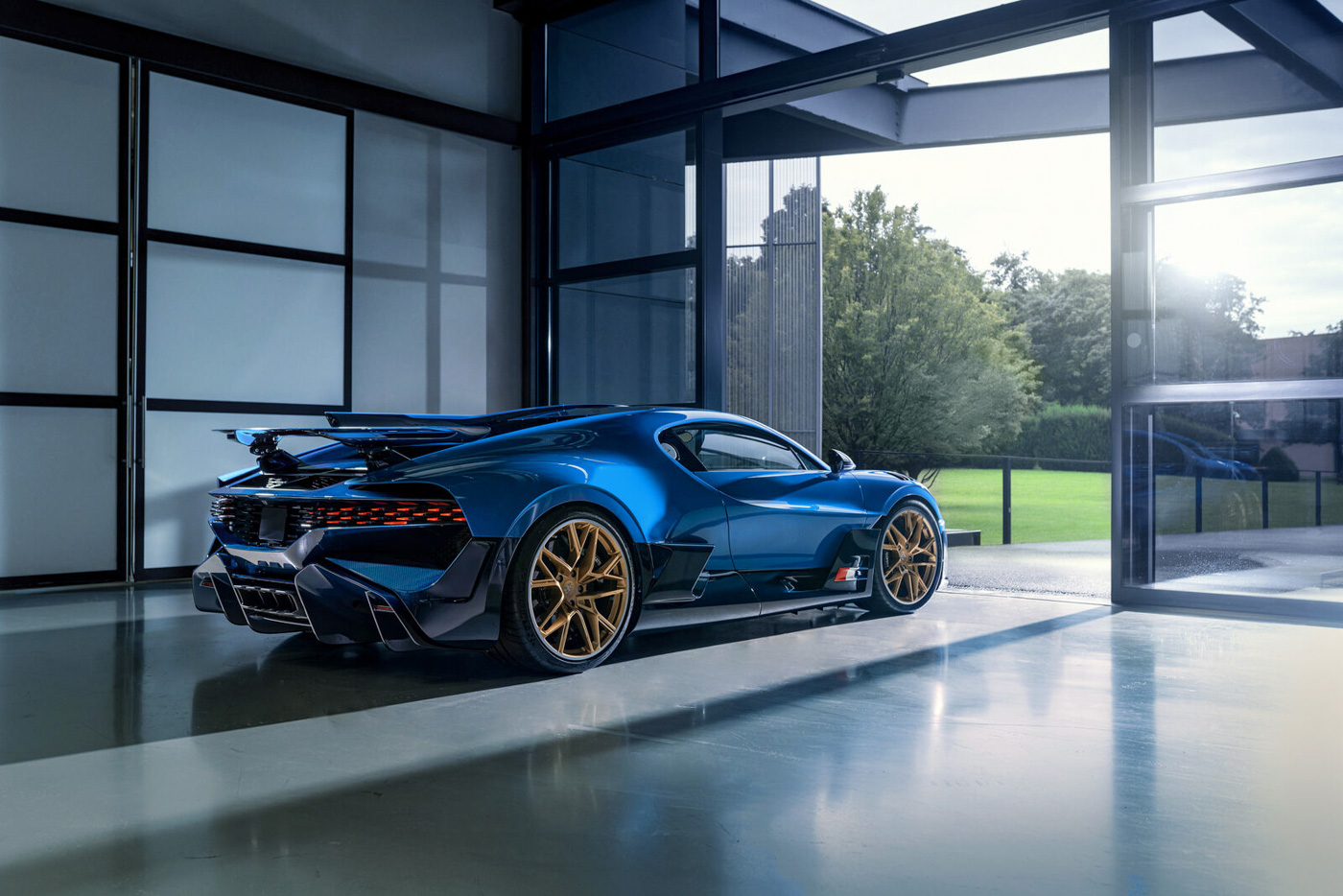 Final Bugatti Divo (1).JPG