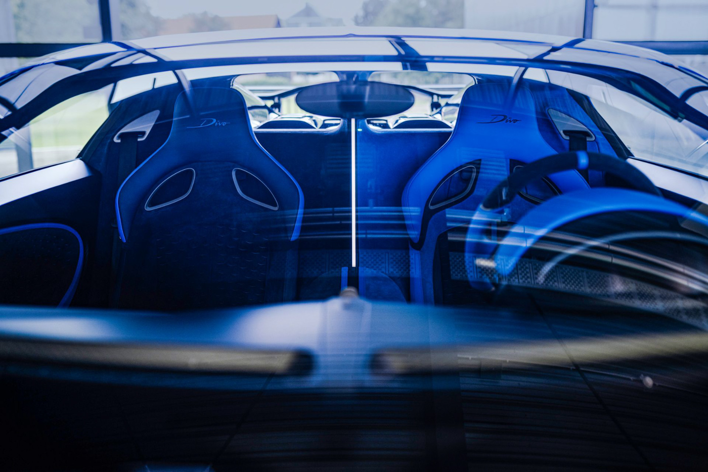 Final Bugatti Divo (2).JPG