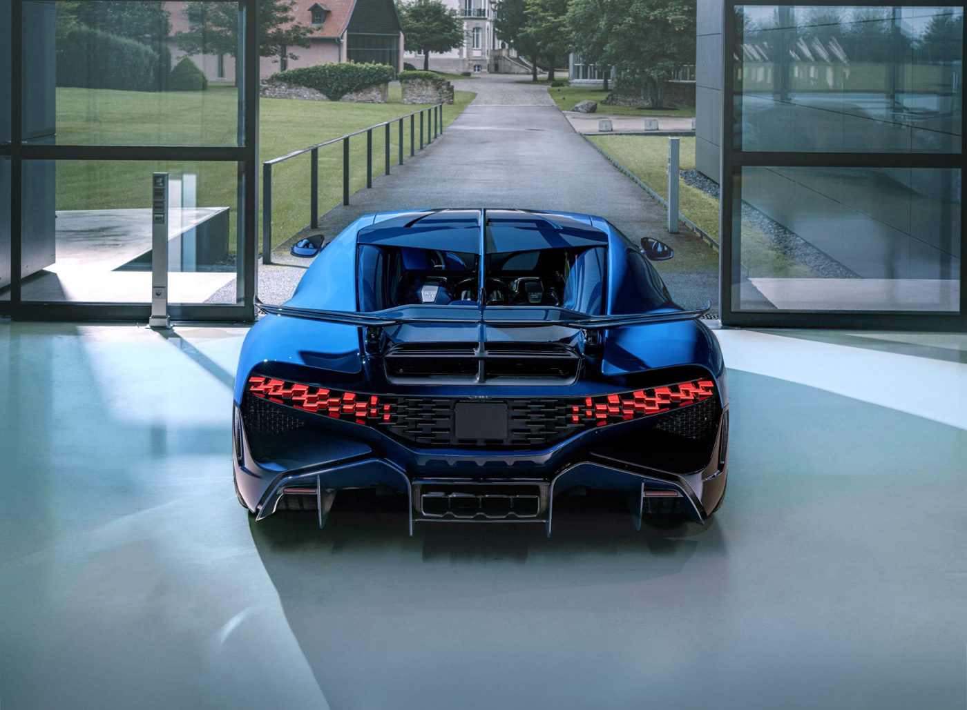 Final Bugatti Divo (8).JPG