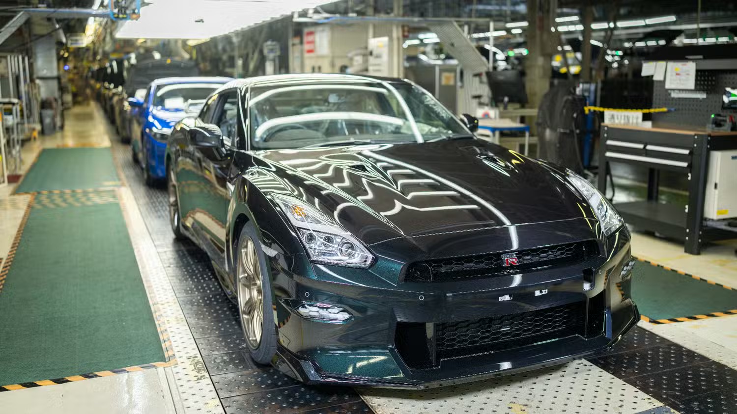 final-r35-nissan-gt-r-three-quarters.jpeg