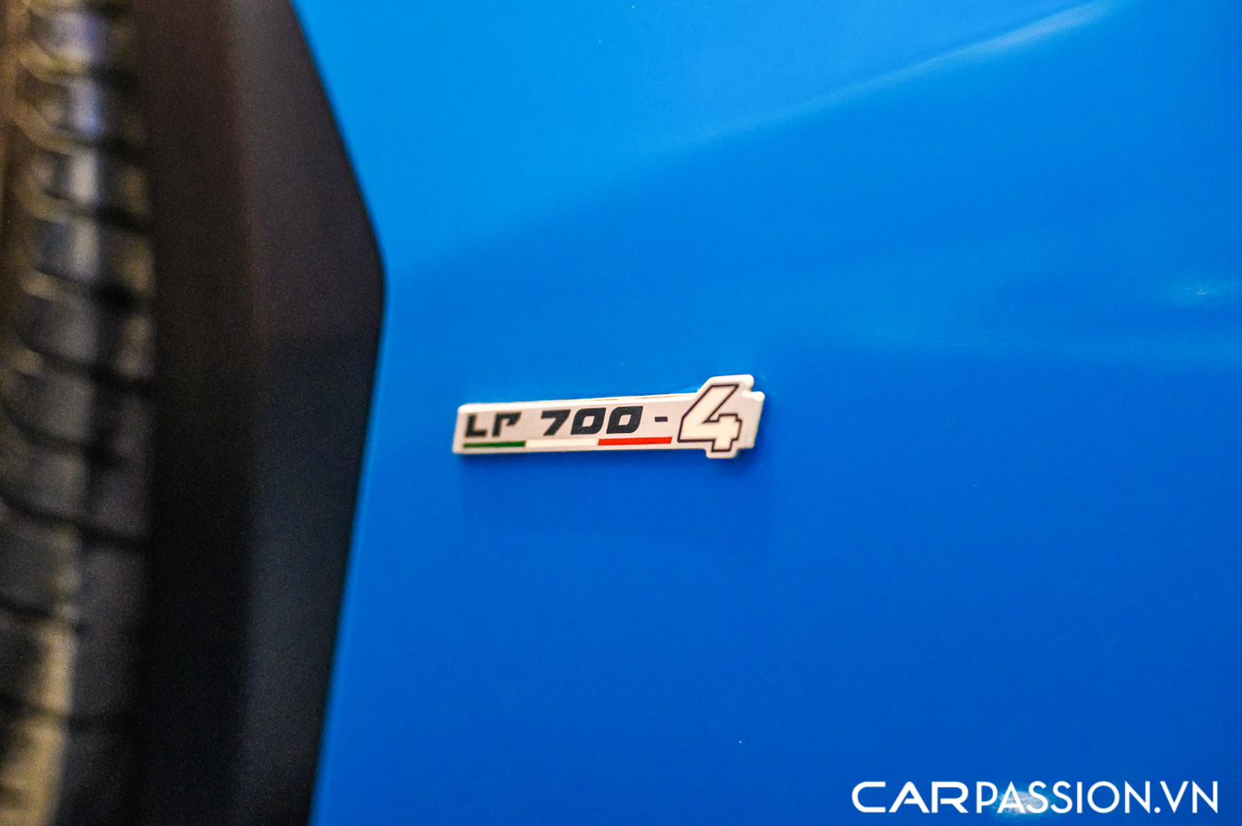 first Aventador Roadster in Vietnam (14).JPG