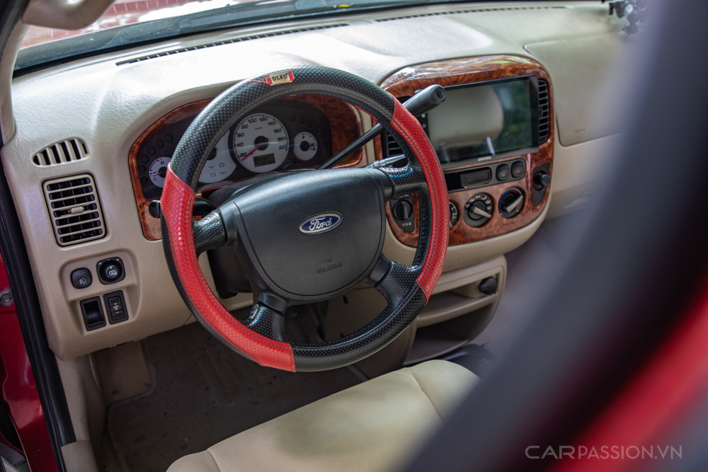 ford-escape-xlt-30v6-hanh-trinh-tim-ech-15-nam-tuoi-anh-13.jpg