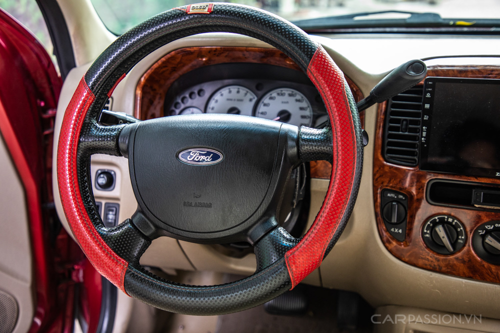 ford-escape-xlt-30v6-hanh-trinh-tim-ech-15-nam-tuoi-anh-7.jpg