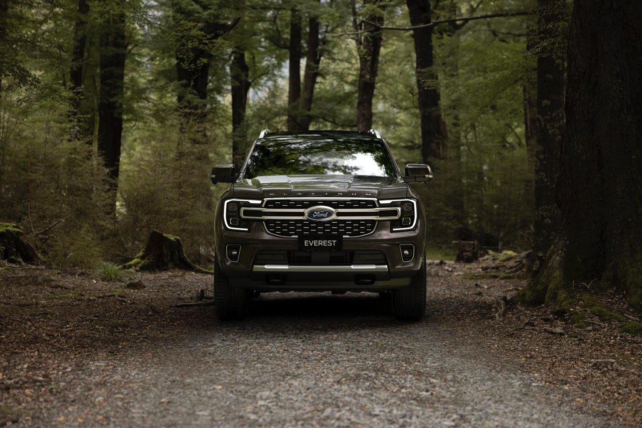 Ford Everest Large.jpeg