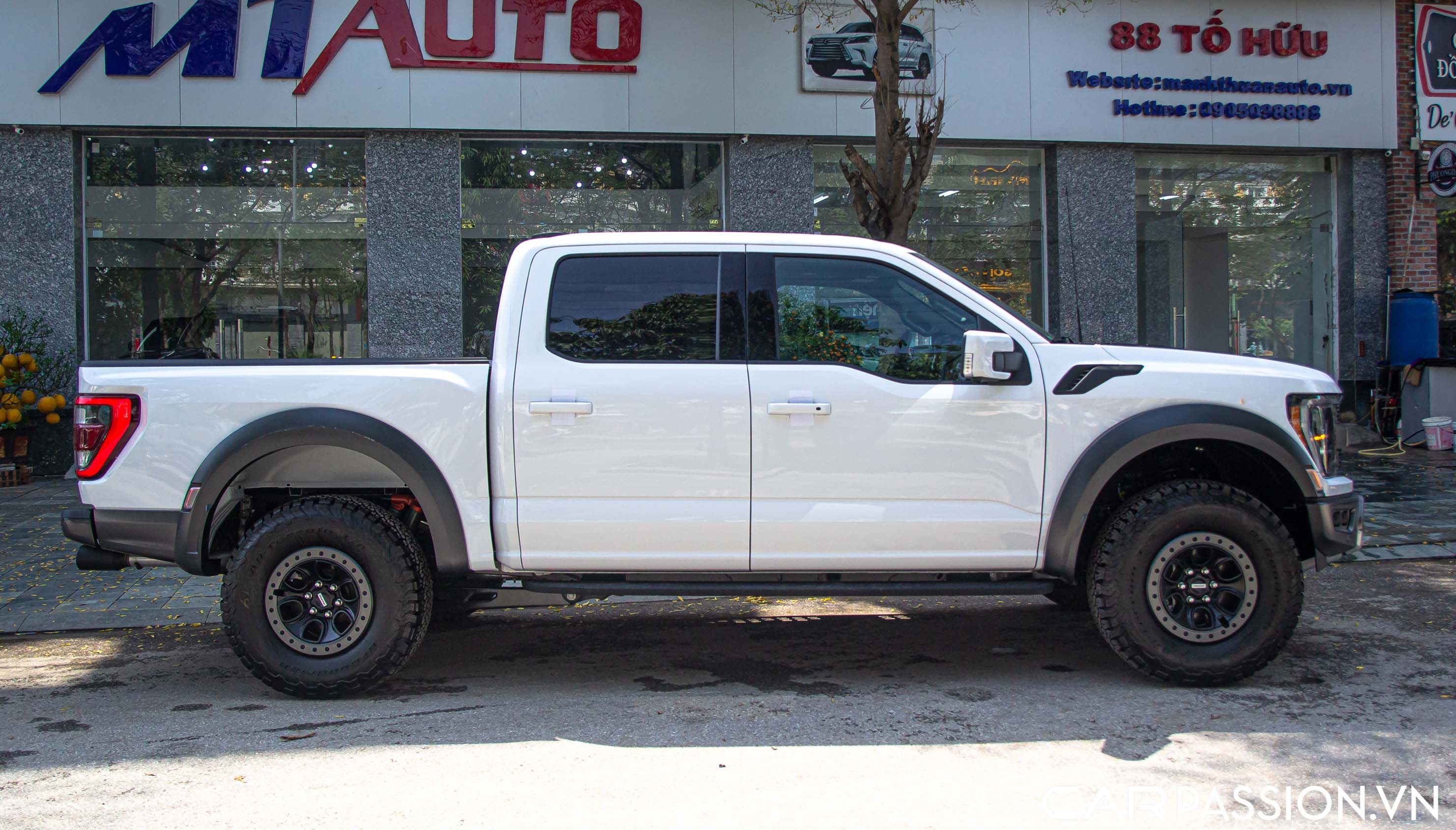 Ford F-150 Raptor (112).JPG