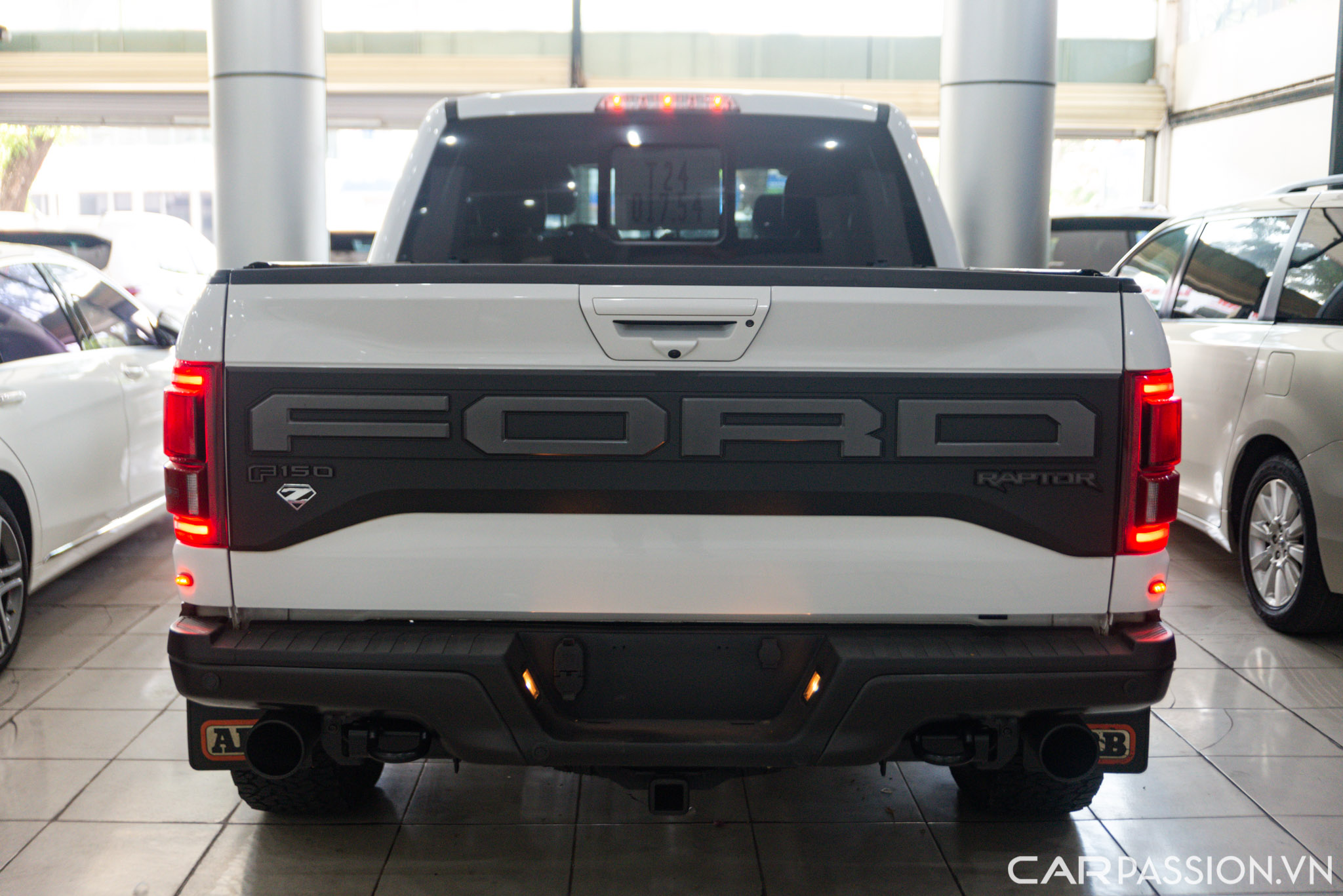 Ford F-150 Raptor (15).jpg