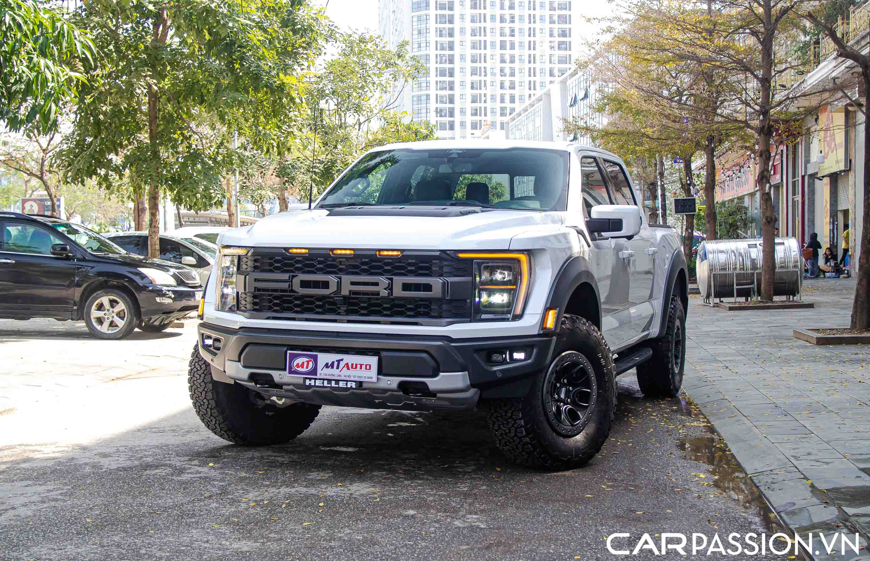 Ford F-150 Raptor (3).JPG