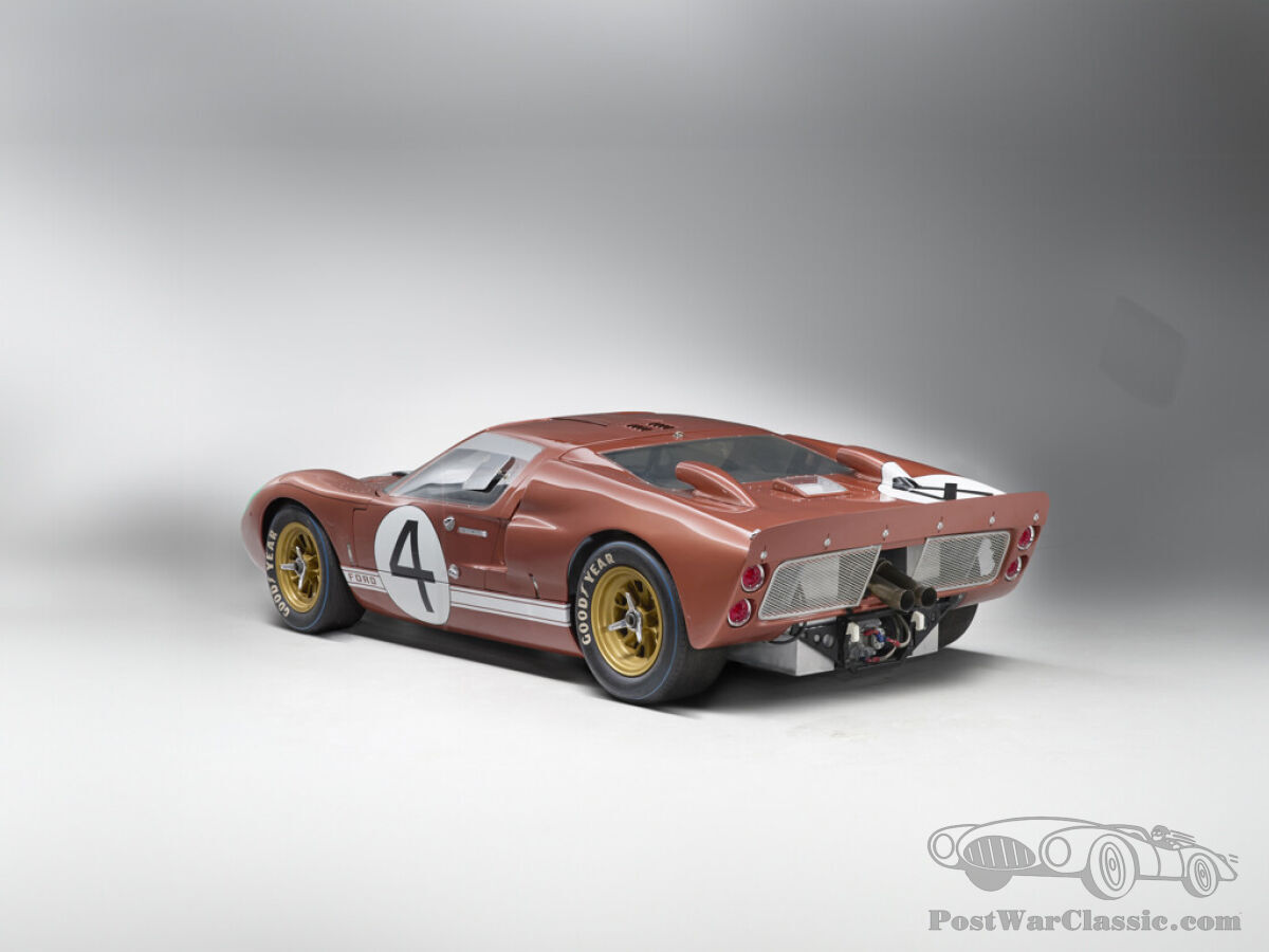 Ford GT40 1966 (3).jpg