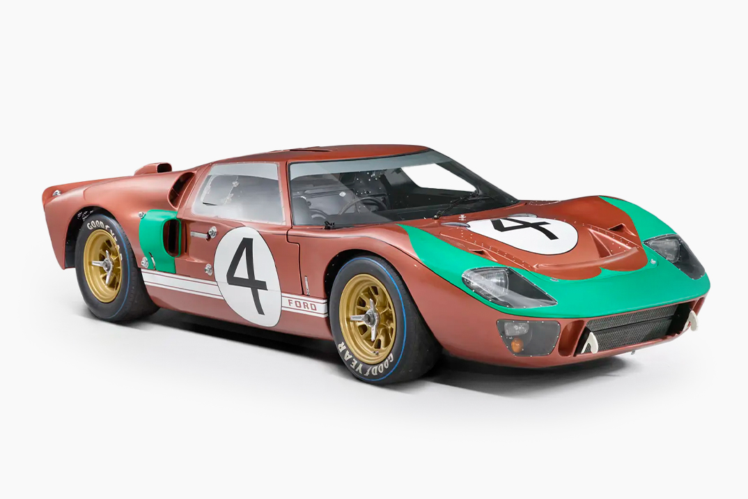 Ford GT40 1966 (5).jpg