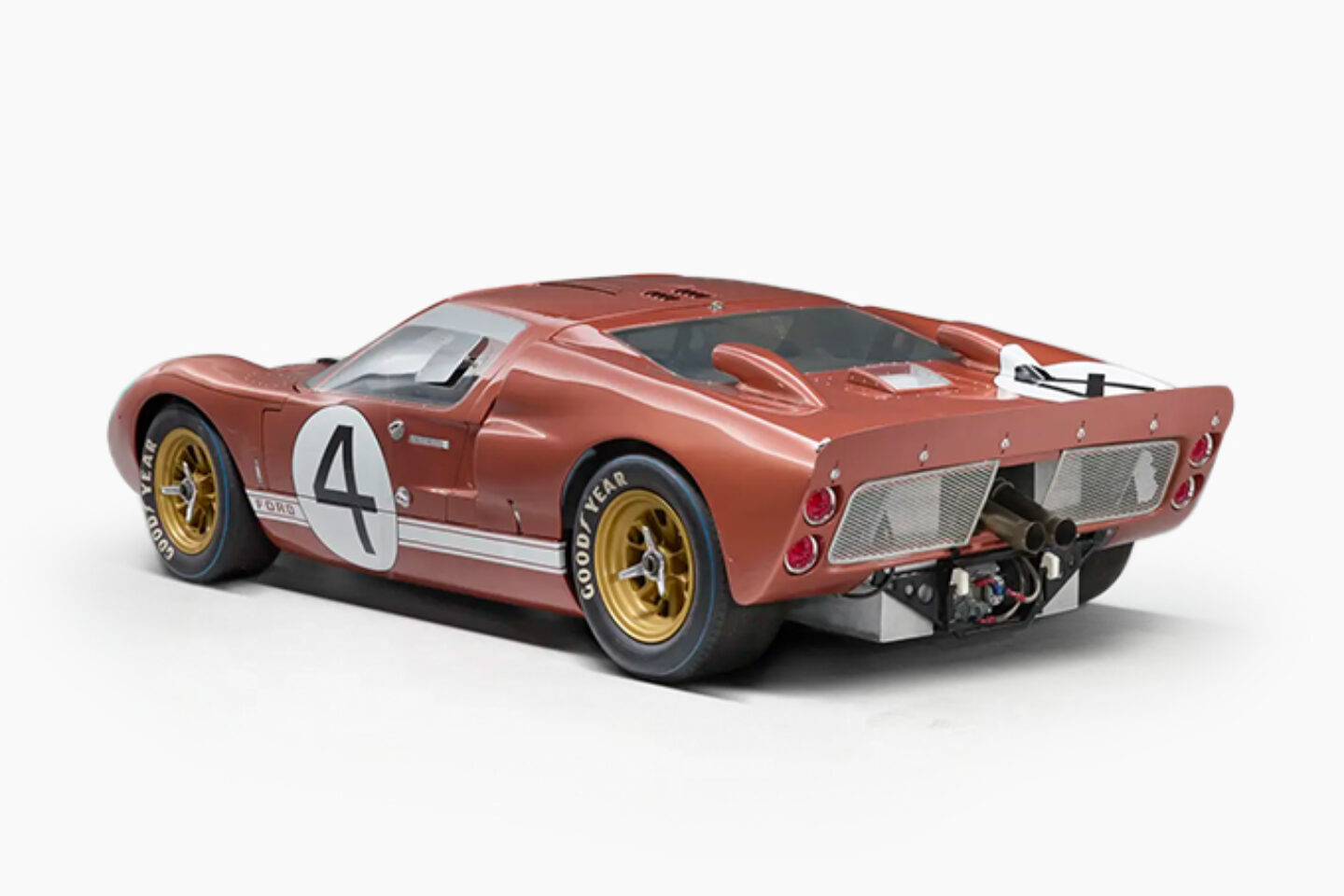 Ford GT40 1966 (6).jpg