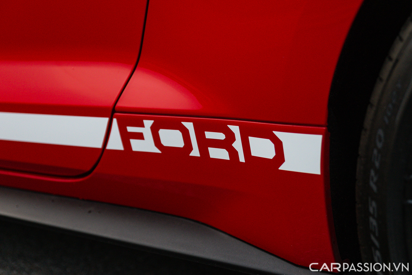 Ford Mustang High Performance (13).JPG