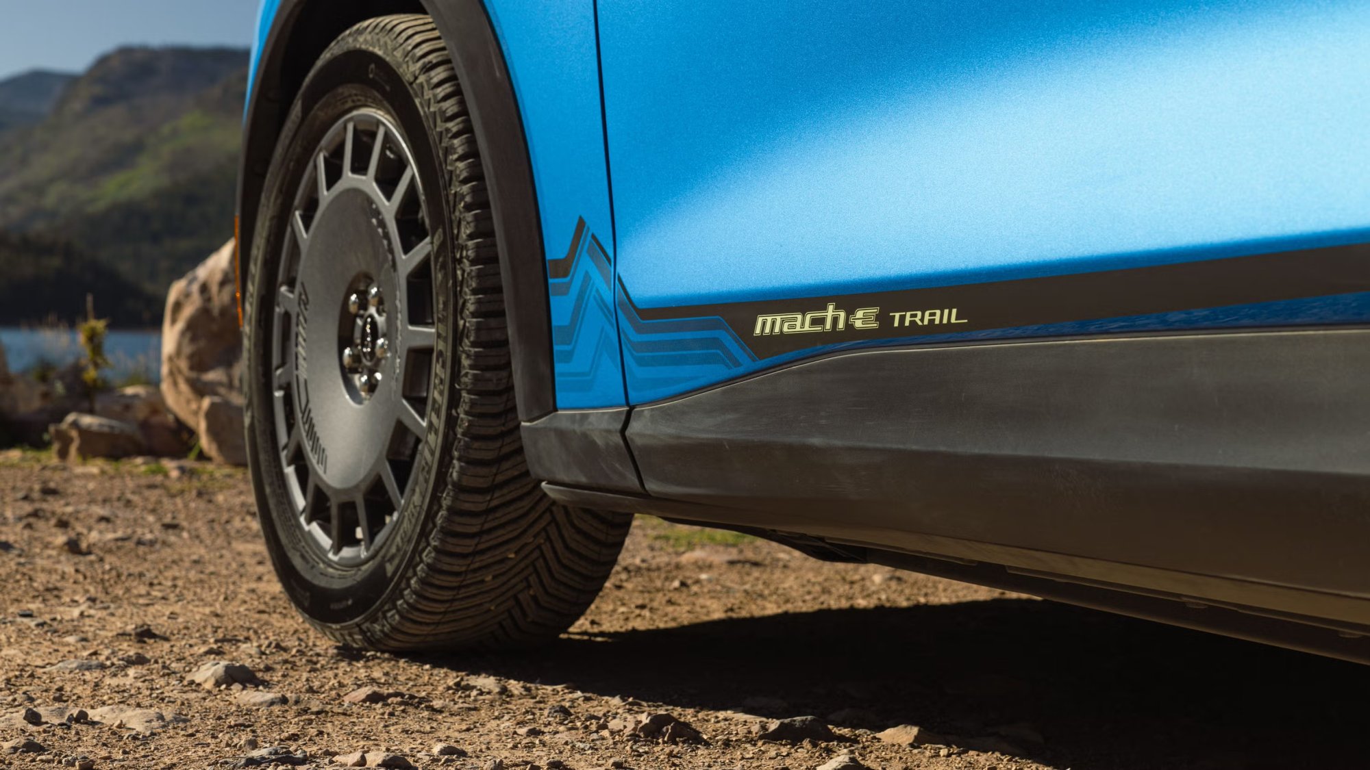 Ford Mustang Mach-E-anh-1.jpg