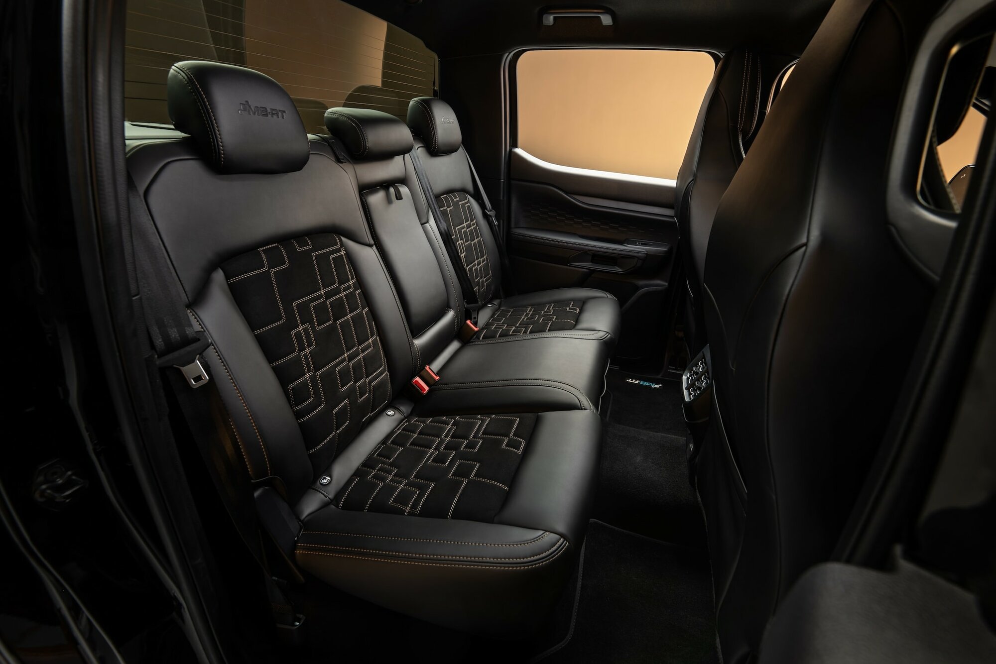 Ford Ranger MS-RT Champion Edition -anh-14.jpg