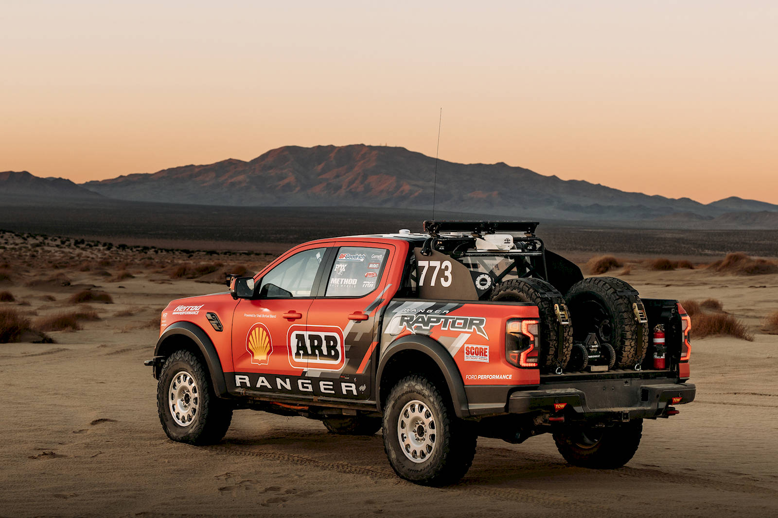 ford-ranger-raptor-baja1000-03.jpg