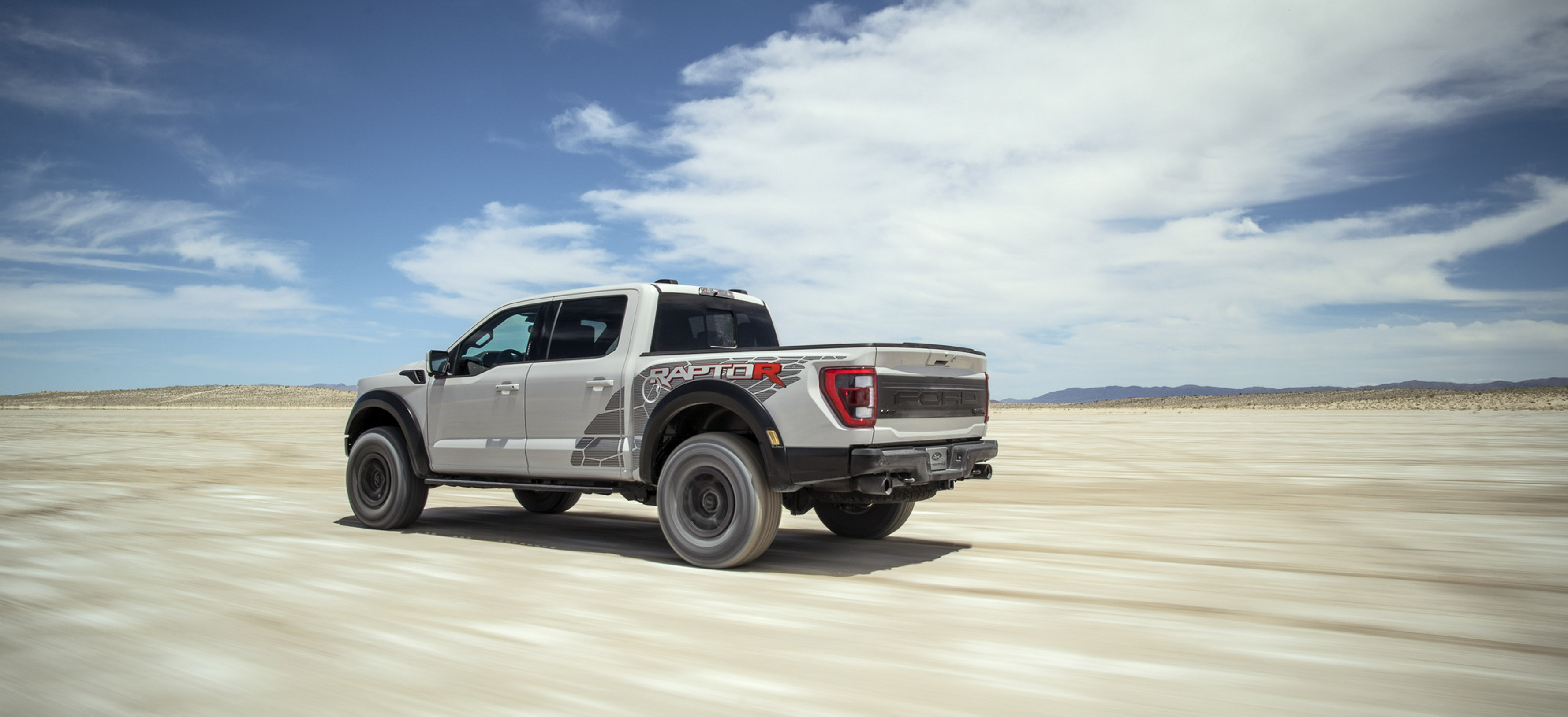 Ford Raptor-R (17).JPG