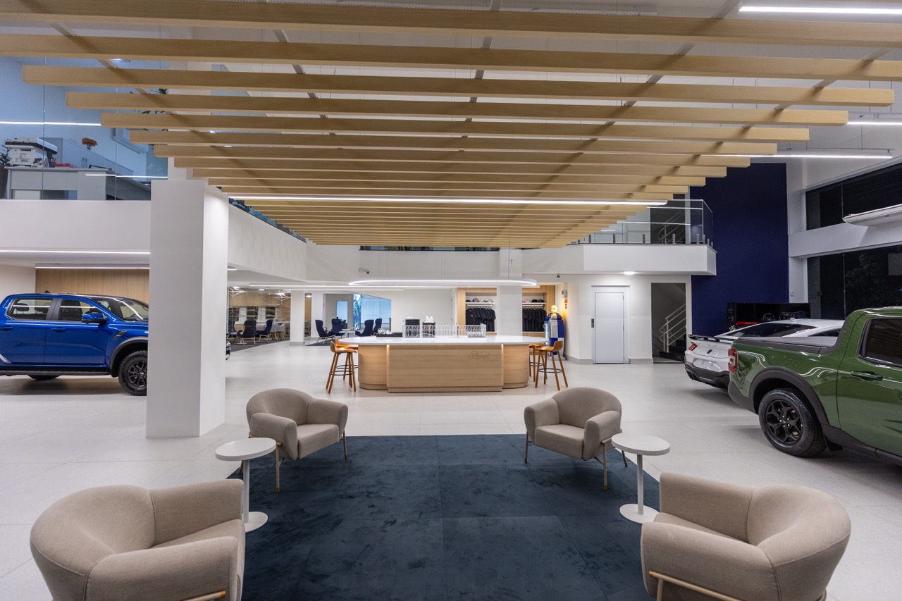 Ford Signature 2.0_Ford Caminho_01 Large.jpeg