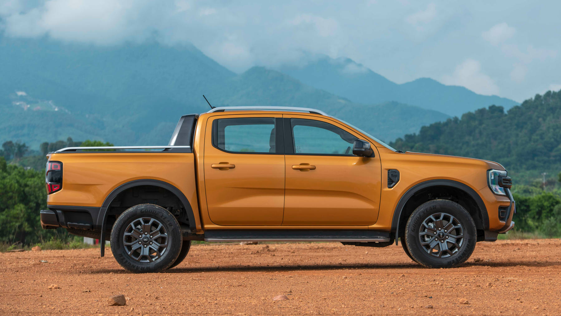 ford_ranger2022_wildtrak_02.jpg