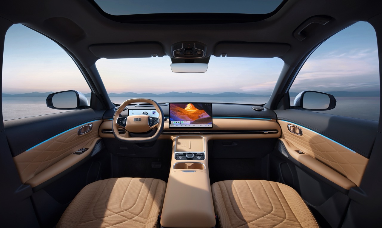 Front-side interior Large.jpeg