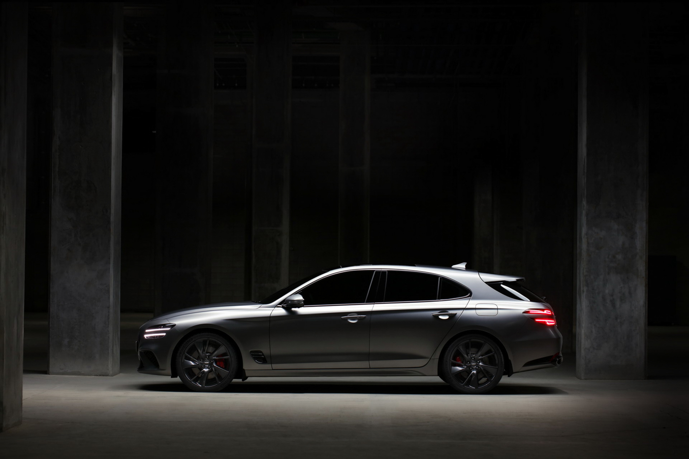 G70 Shooting Brake (8).JPG