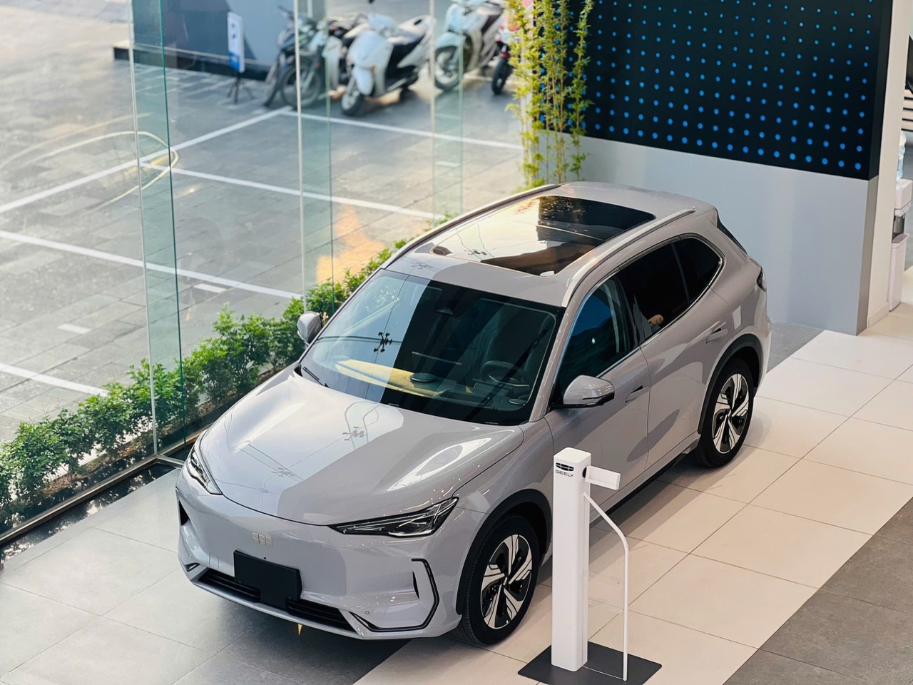 geely-anh-6.jpeg