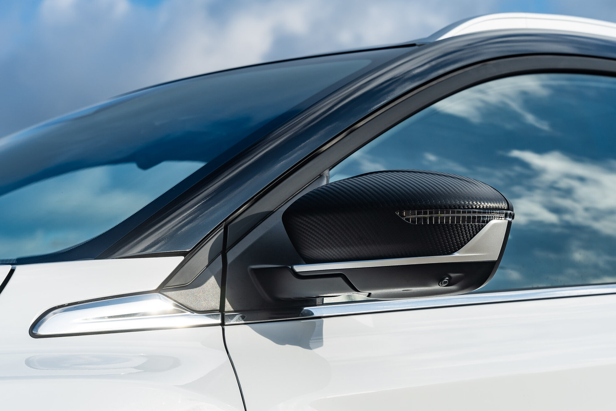 Geely-Coolray-2026 (13).jpg