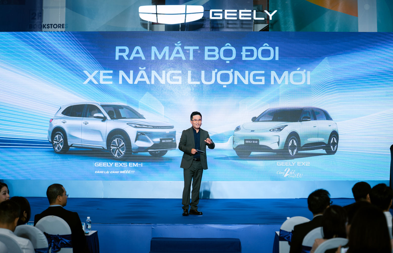 geely-EX5-EM-i-Geely-EX2-anh-.jpg