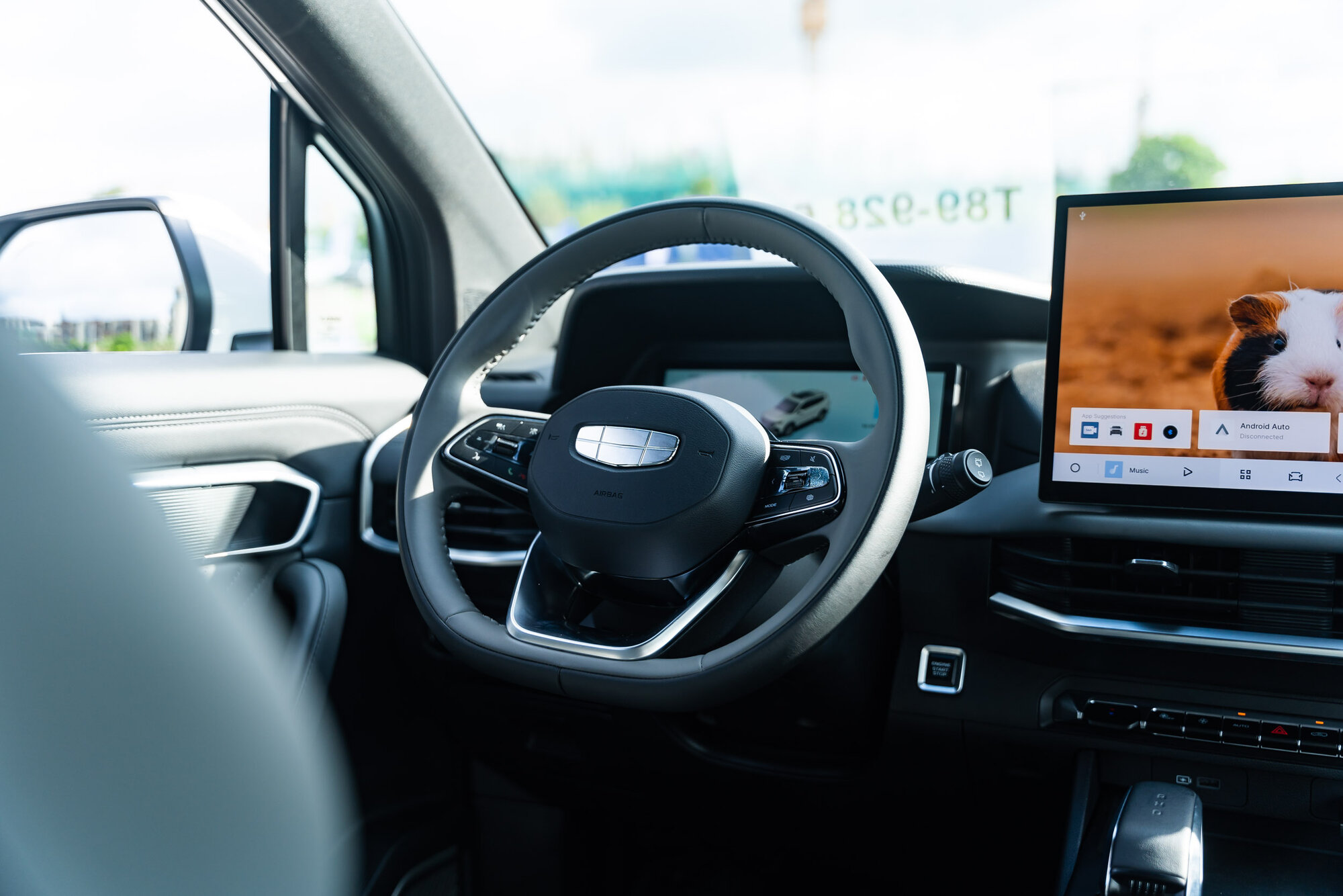 Geely-Okavango-2026 (18).jpg