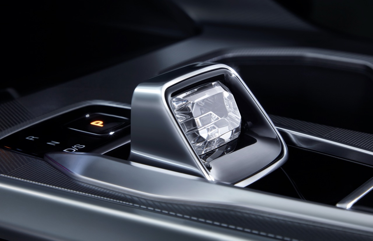 GS3 Crystal shifter Large.jpeg