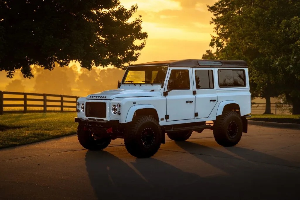 Helderberg-Land-Rover-Defender-110-White-22-1024x683.jpeg
