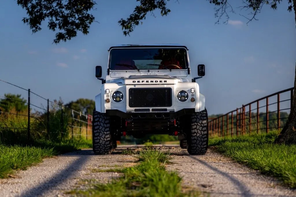 Helderberg-Land-Rover-Defender-110-White-46-1024x683.jpeg