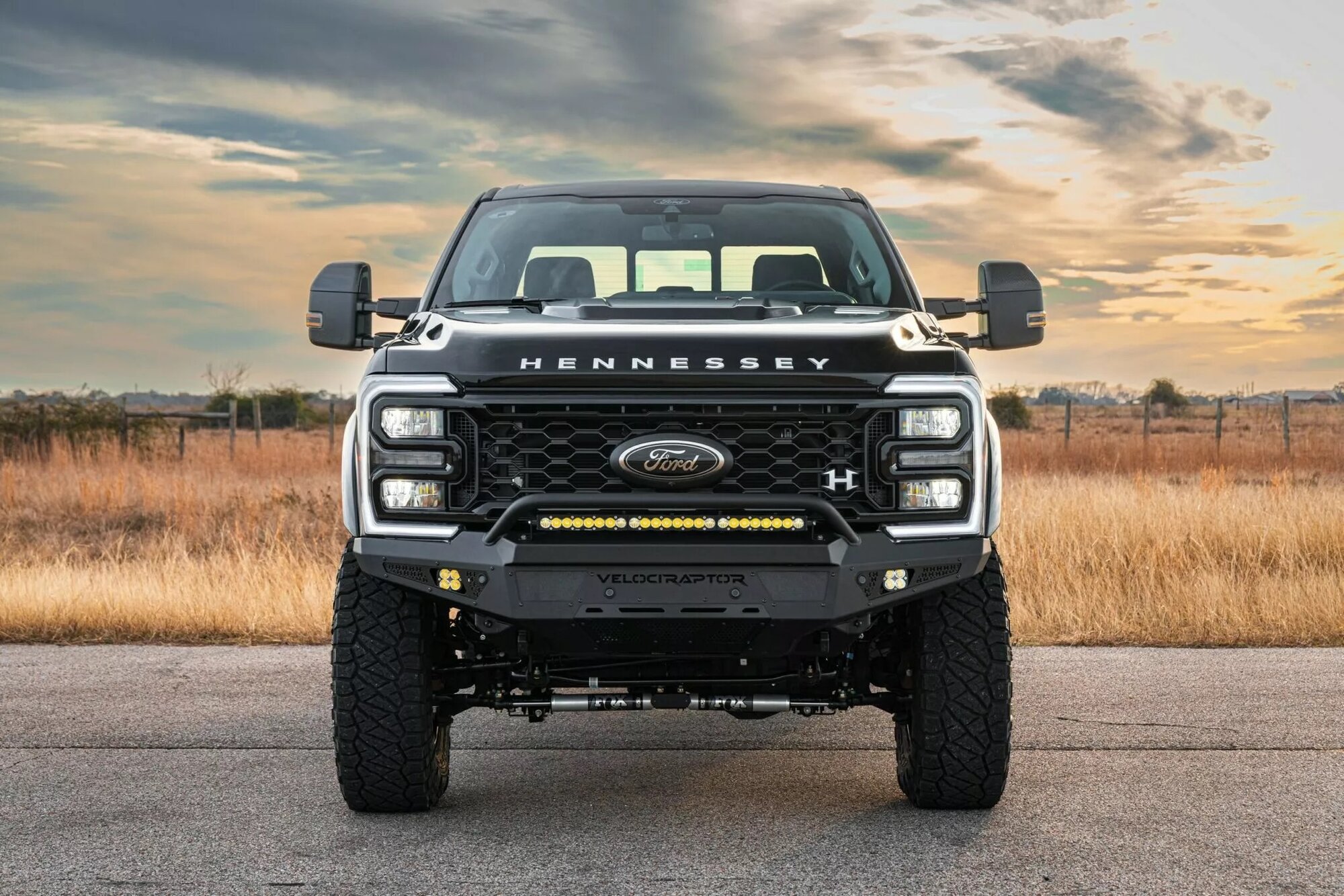 Hennessey-Ford-F-250-VelociRaptor-1200-3-2048x1366.jpeg