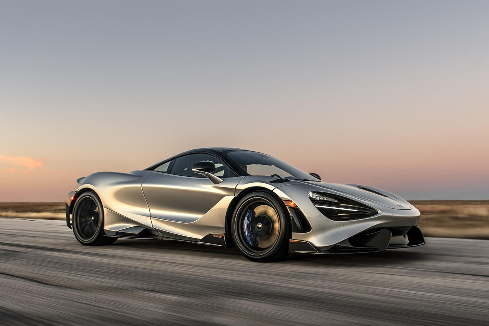 Hennessey-McLaren-765LT-HPE1000 (1).jpg