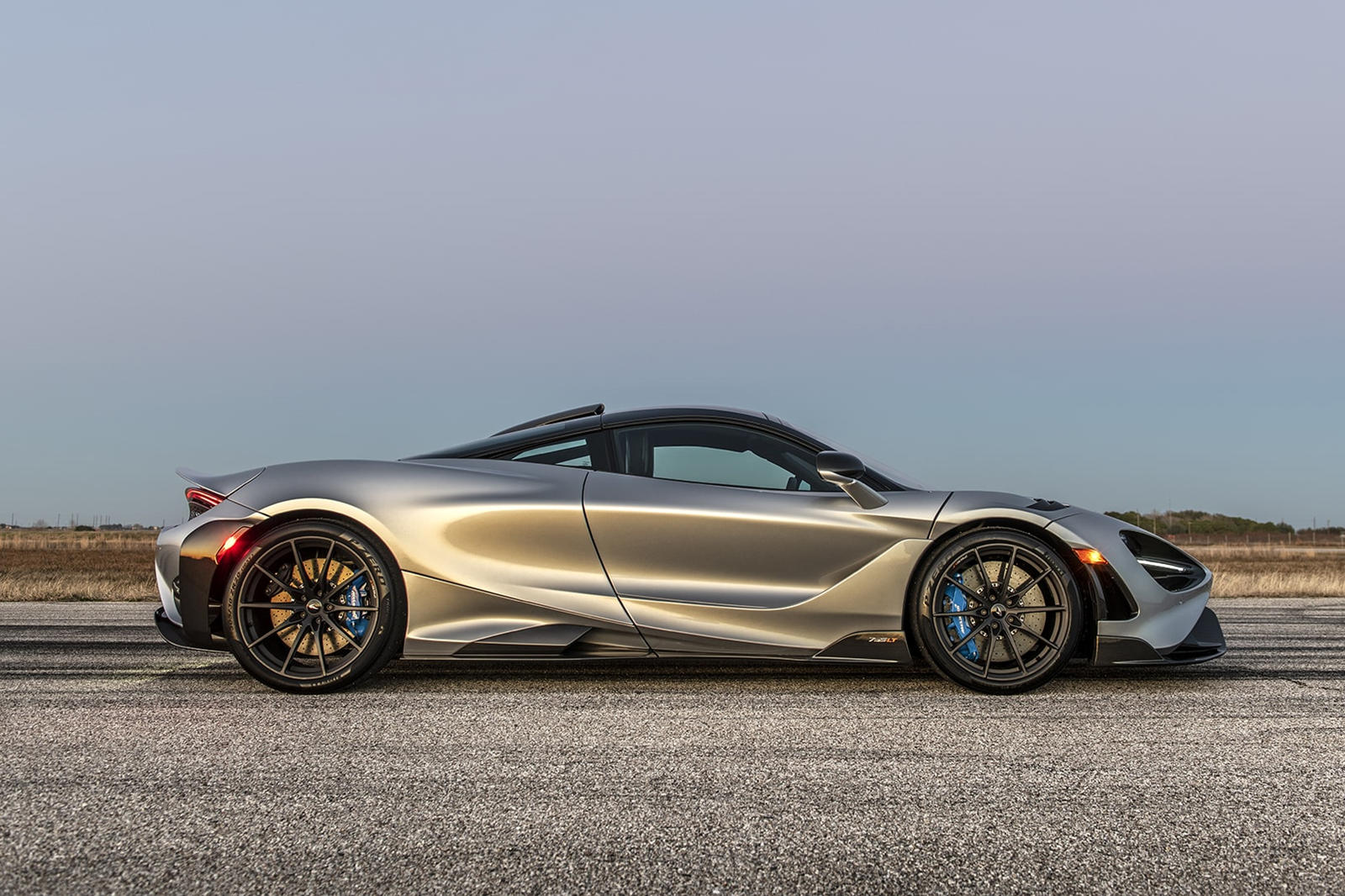 Hennessey-McLaren-765LT-HPE1000 (8).jpg