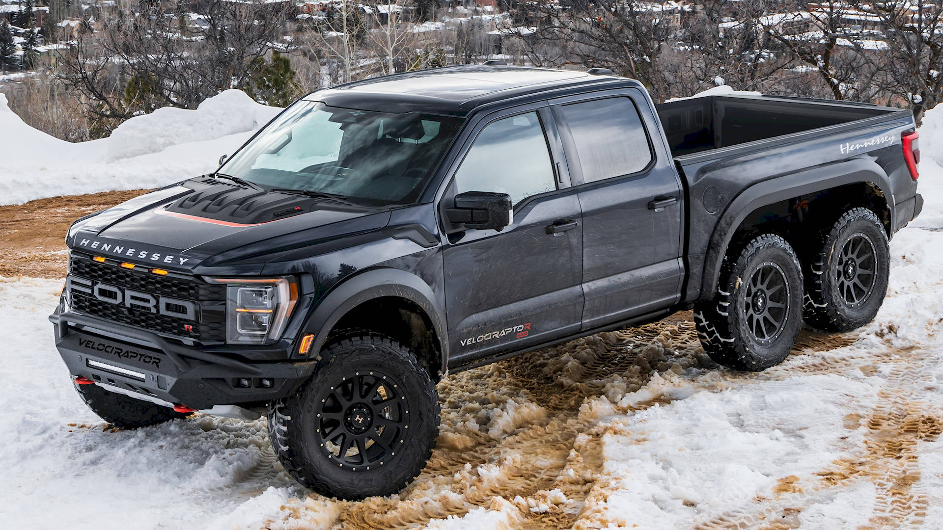 Hennessey-Raptor-R-VelociRaptoR-6x6-00.jpg