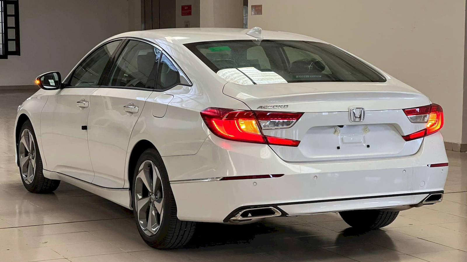 honda-accord-02.jpg