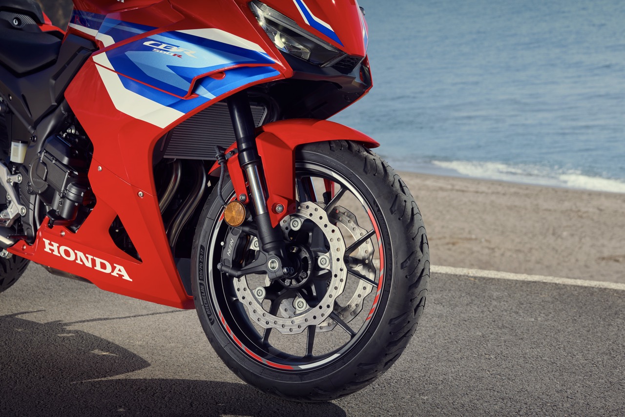 Honda-CBR500R-anh-7 Large.jpeg