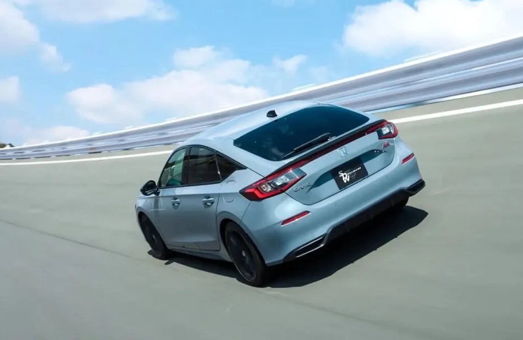 Honda Civic e:HEV RS-anh-12.jpg