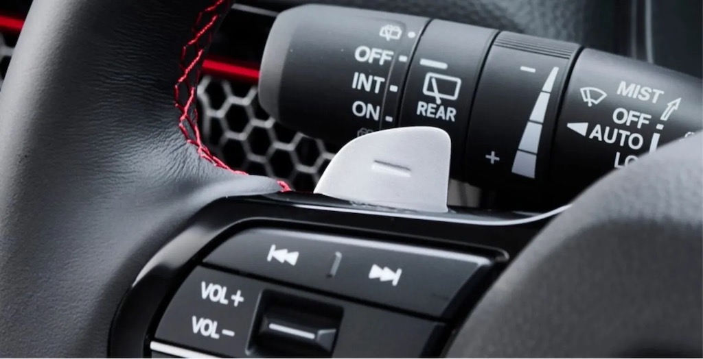 Honda Civic e:HEV RS-anh-16.jpg