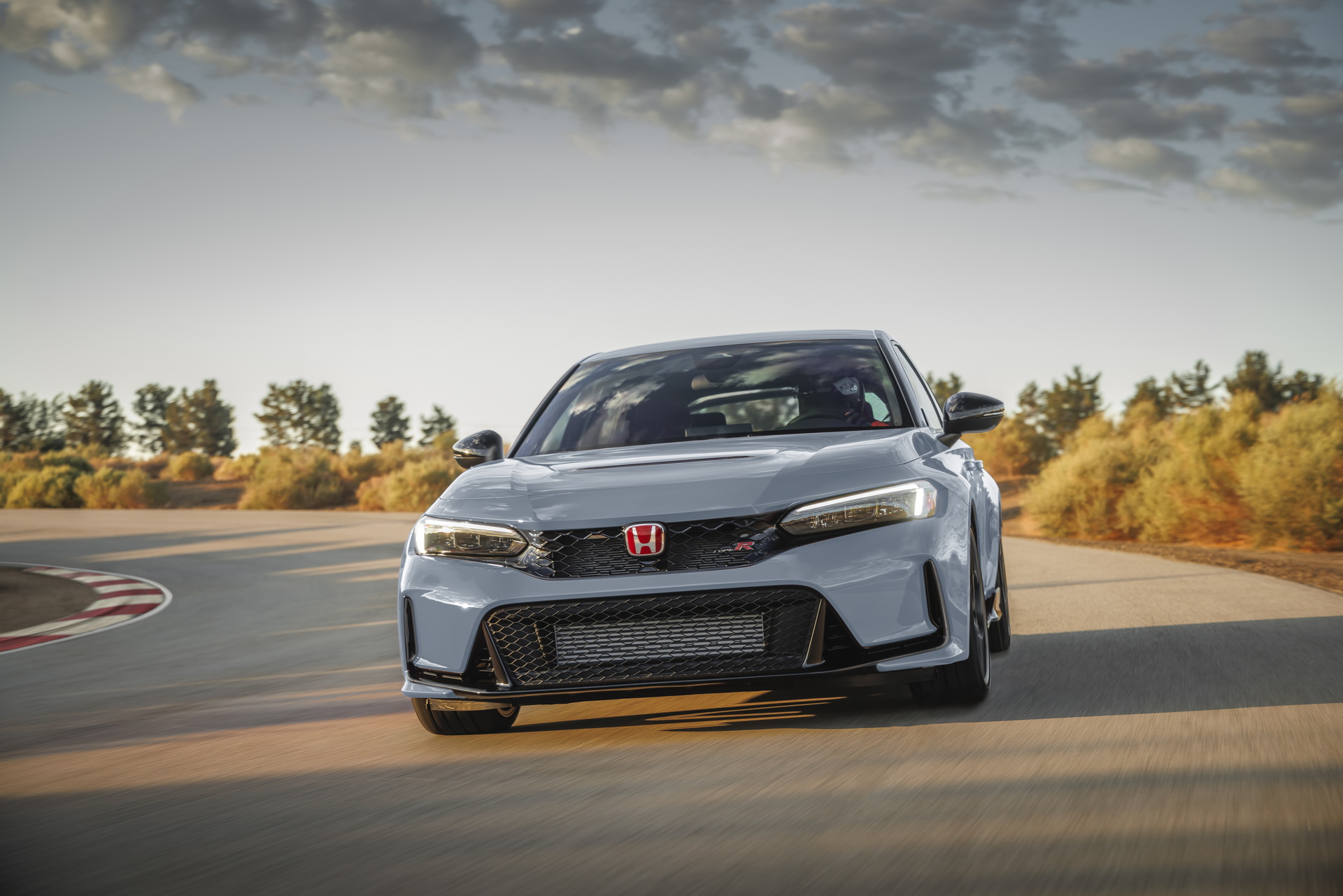 Honda Civic Type R (12).jpg